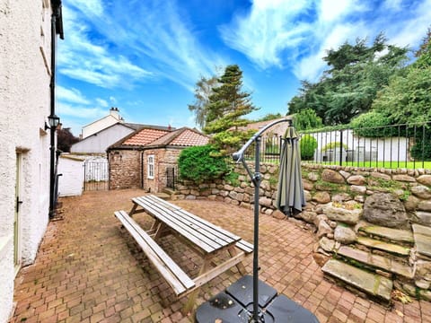 Wood, Room, Wood Stain, Chair