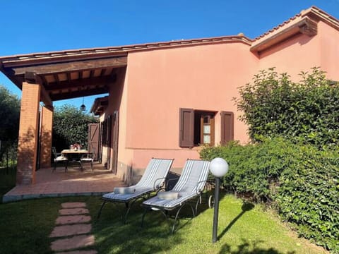 Autumn, Balcony / Terrace / Patio, Spring, Summer