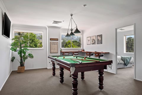 Billiard F