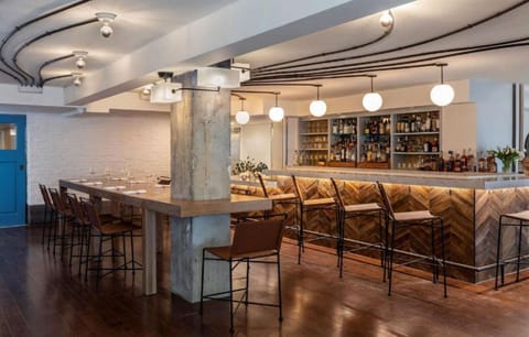 6. Firefly, in Dupont Circle, offers modern comfort food, handcrafted cocktails, curated wines, and microbrews. Locals and travelers love its weekday breakfasts, happy hours, and popular weekend brunch.
