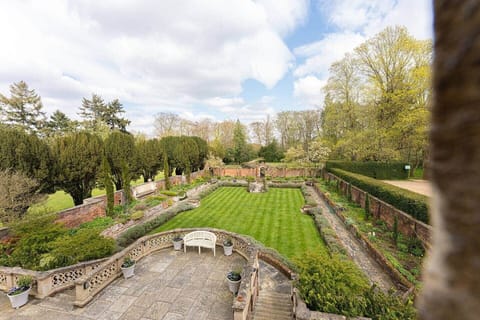 Sunken Garden and Terrace