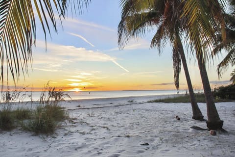 Close Walk to  Fort Myers Beach