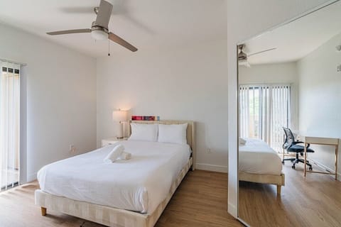 Downtown 2BR/2BA Gem All the Comforts Apartment in Tempe