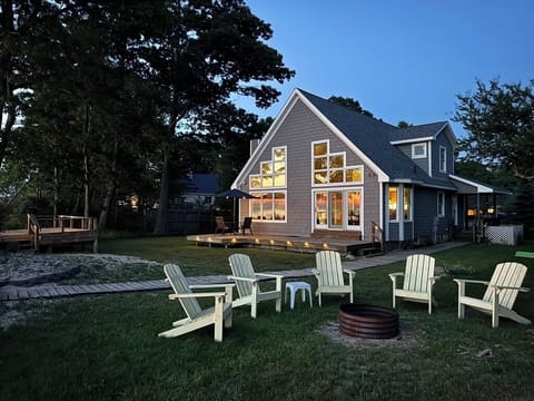 Back yard / fire pit