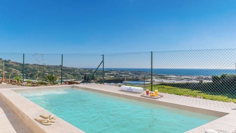 Villa Soleá Algarrobo by Ruralidays