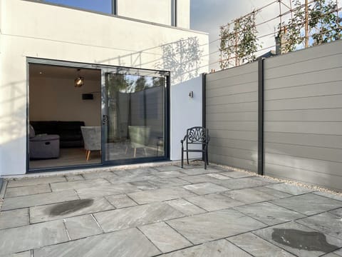 Outdoor | Penlee Retreat, Plymouth