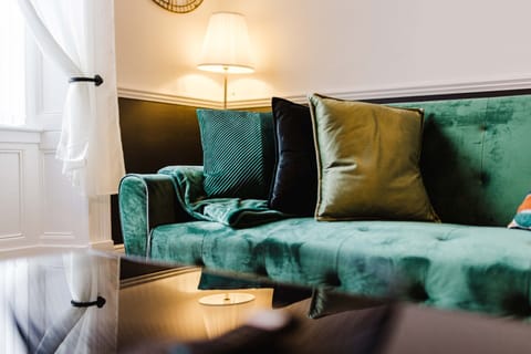 Muir Street - Living Room