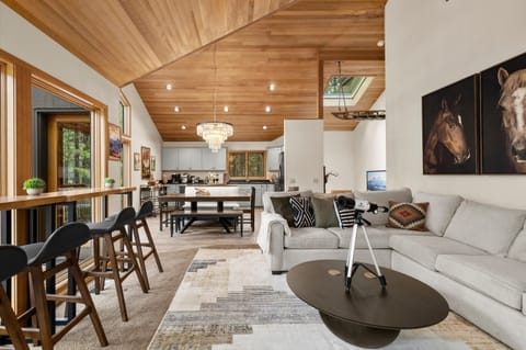 Kick back, stretch out, and let the comfort take over. Whether it’s game night, movie night, or doing-nothing-all-day day, this living room is where cozy meets cool.