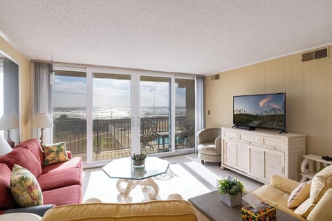 Welcome to Smuggler's Cove 205!
