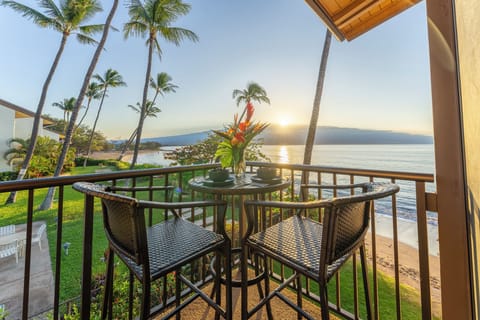 Hono Kai B4- Lanai view