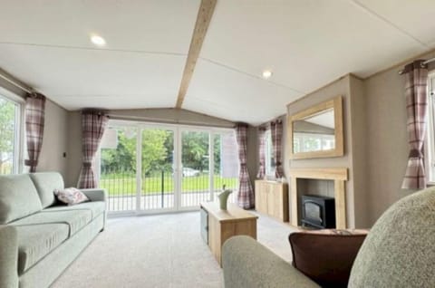 Getaway for a family holiday at Suffolk Sands Felixstowe