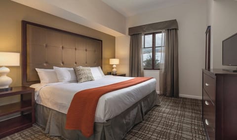 Wyndham - Resort - King Bedroom