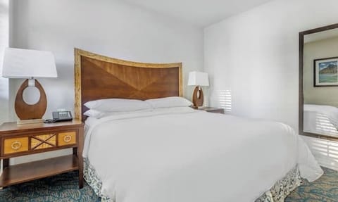 BEDROOM HILTON GRAND VACATION CLUB LAGOON TOWER