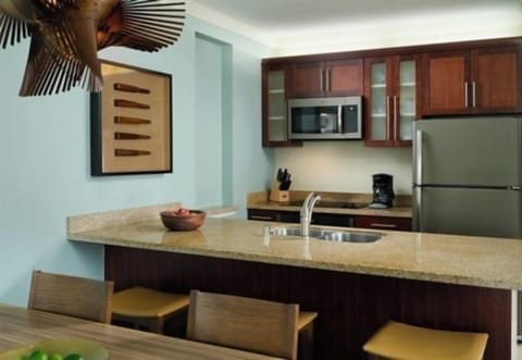 Westin Kaanapali oceanfront villa kitchen