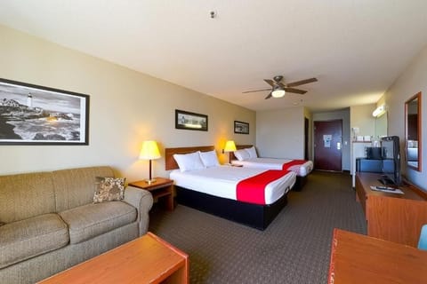 Bedroom. Interior and views may vary based on location and availability.