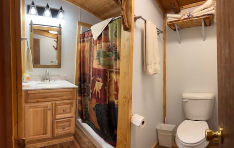 2nd bathroom