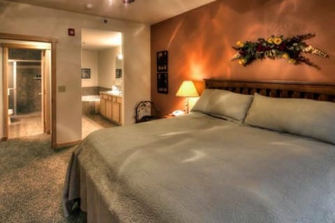 King bed!  Plus sleeps 2 more on a pull-out couch in the living room.