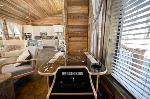 Inviting Arcade Game that kids love ot play