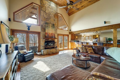 Elk Park Vacation Rental | 3BR | 3.5BA | 3,470 Sq Ft | Stairs to Enter