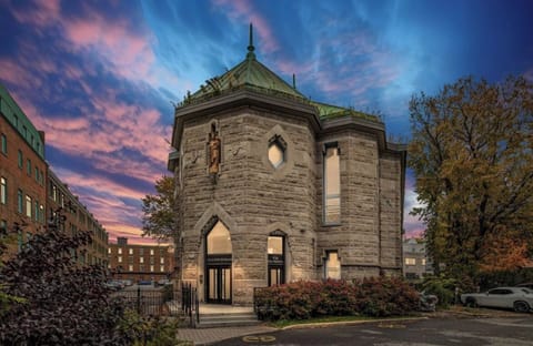 Exterior Front Entrance