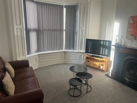 Living Room / Lounge