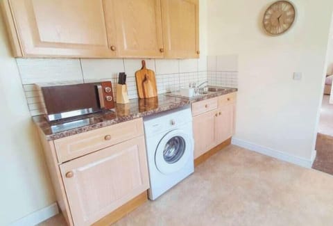 Kitchen with Washing Machine