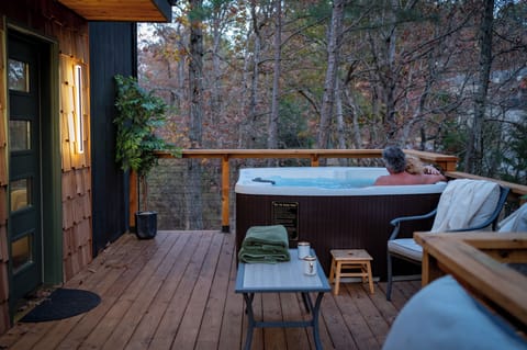 Hot tub with an amazing forest view