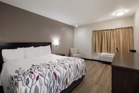 Bedroom. Interior and views may vary based on location and availability.