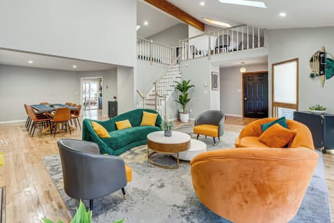 Tobyhanna Vacation Rental | 3BR | 3.5BA | 3,400 Sq Ft | 4 Steps Required