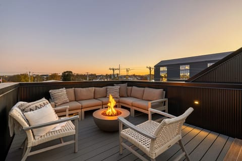 The Chestnut – Rooftop lounge with gas fire pit (sunset view)