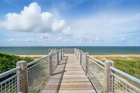 Stroll this boardwalk to endless Chesapeake Bay views—perfect for morning walks.