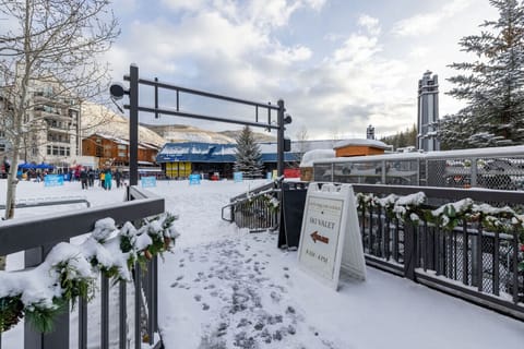 Elevate your ski experience with on-site ski valet—effortless access to the slopes and stress-free gear storage.