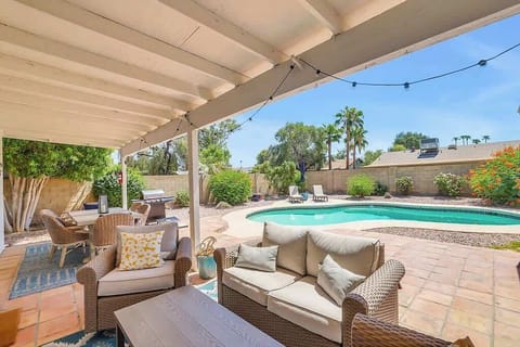 Pool / Backyard