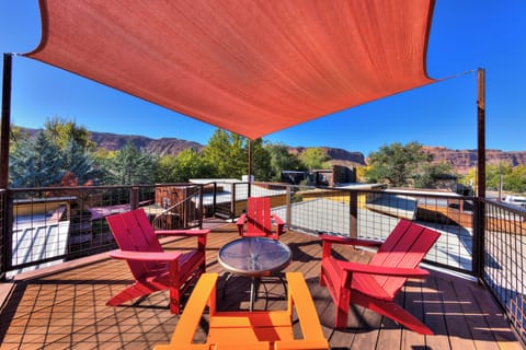 Sit back and relax on the communal rooftop deck