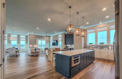 825 S Topsail Dr (Tide Chateau [Int Ext]) - watermarked-25