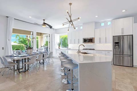 KITCHEN TO DINING SPACE