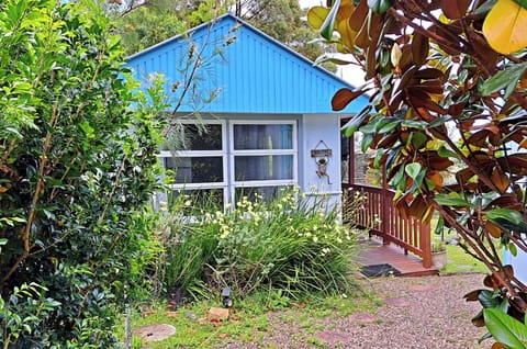 Cottage entry view