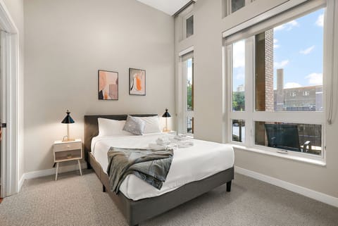 CozySuites in Marquee 2BR 1BA with pool & gym