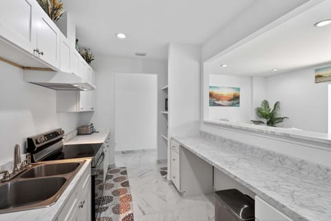 Indoors, Sink, Sink Faucet, Kitchen, Floor