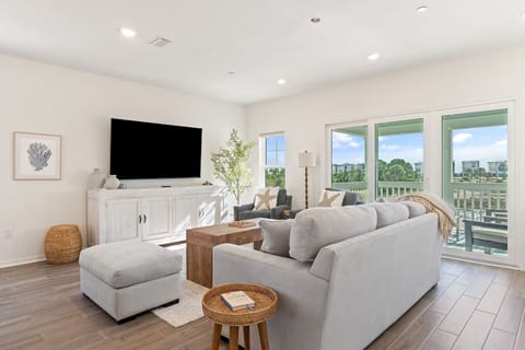 Welcome to Sunset Sanctuary at Lost Key Villas!