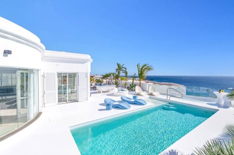 Villa Ocean People image