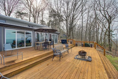 Rear Deck | Blackstone Grill
