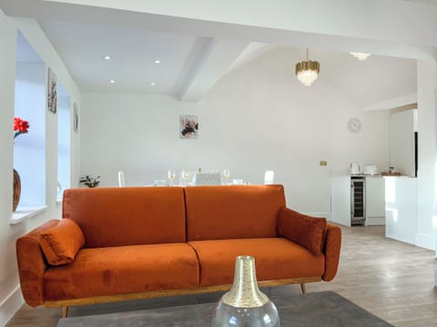 Open plan living space | Apartment 3 - Wakefield House Aparthotel, Blackpool