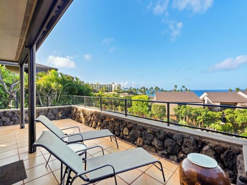 CORALTREE RESIDENCE COLLECTION presents... Wailea Elua Village 307