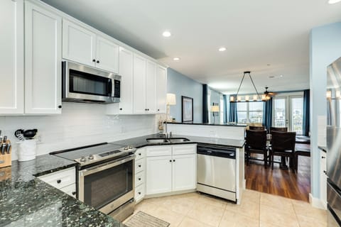 Plenty of counter space for the family cook