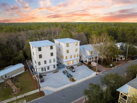 Grayton Beach "Grayt Dreams" 158 Grayton Village Road & "Graytness" 168 Grayton Village Road