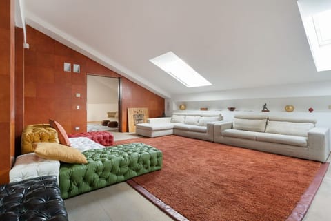 Luxurious 500 square meters apartment, perfect for seven people, located on the first floor of a building with an elevator (NOT accessible to disabled guests) within the Residenza degli Orti Antichi complex.The property is located near Crocetta and Por Apartment in Milan