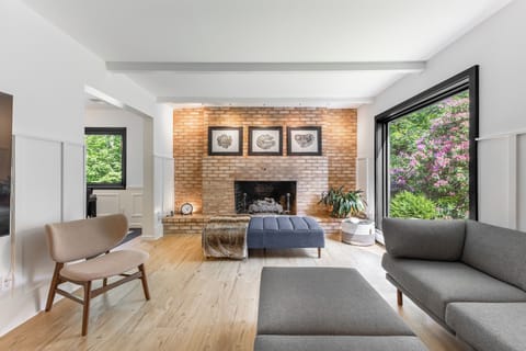 Living room 1