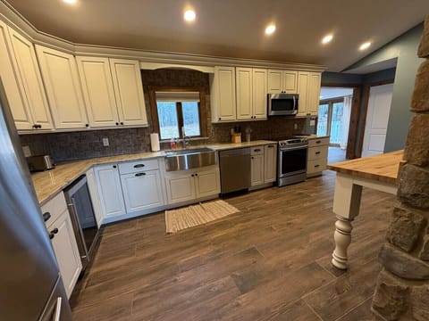 Fully equipped kitchen