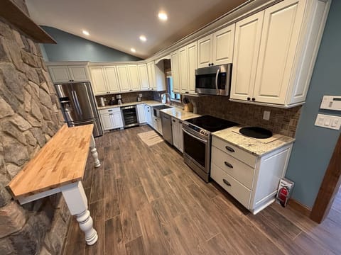 Fully equipped kitchen